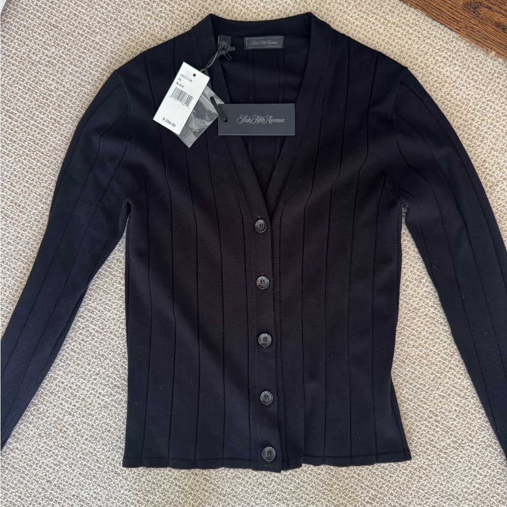 Saks Fifth Avenue Black Ribbed Cardigan size XS in black